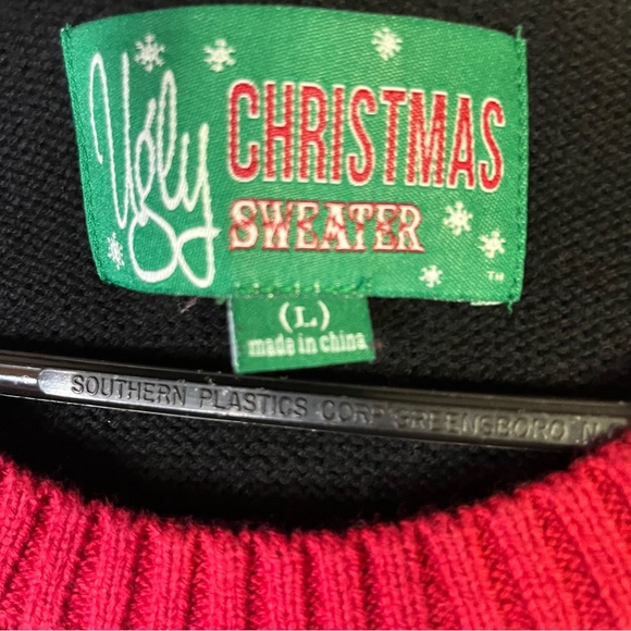 Ugly Christmas UNISEX YoYoHo Long Sleeve Sweater Size Large - Picture 2 of 4